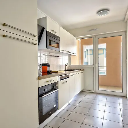 T3 Confortable A Centre Avec Loggia, Parking Et Clim, A 400m De La Plage! - Fr-1-433-120